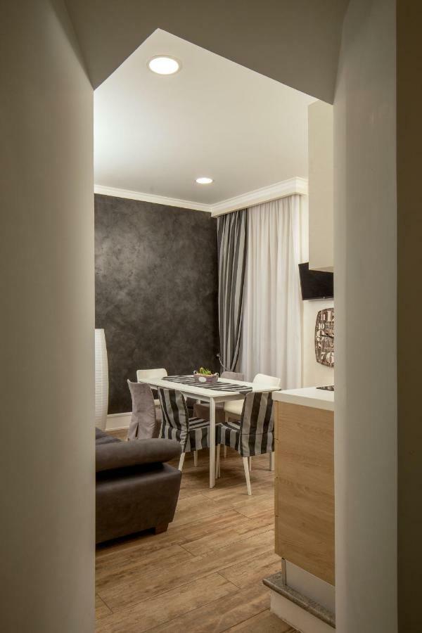 I Fiumi Di Navona Hotel Rome Exterior photo